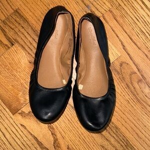 Universal thread, black, faux, leather ballet slipper, size 9